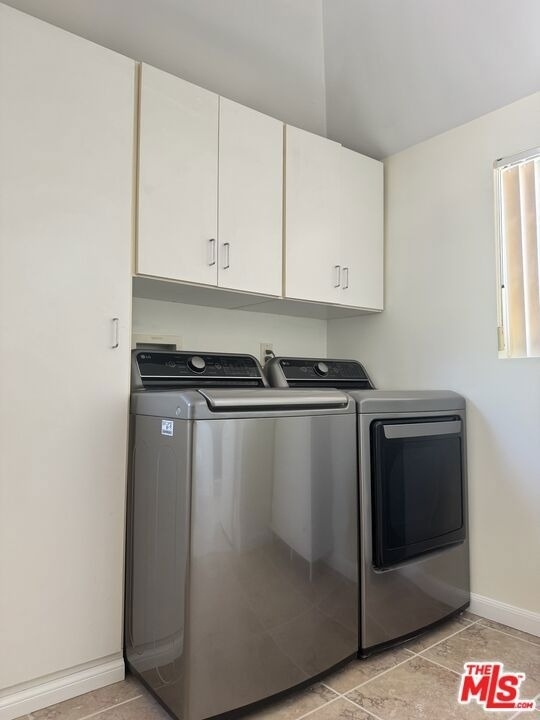 14552 Runnymede Street - Photo 16