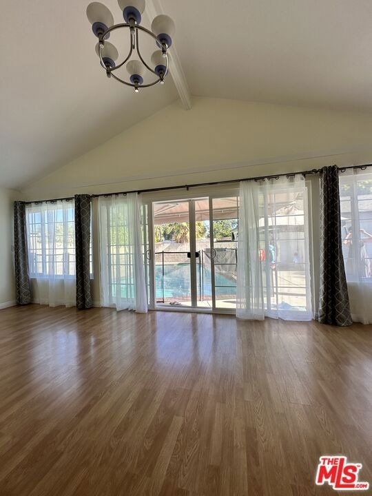 14552 Runnymede Street - Photo 2