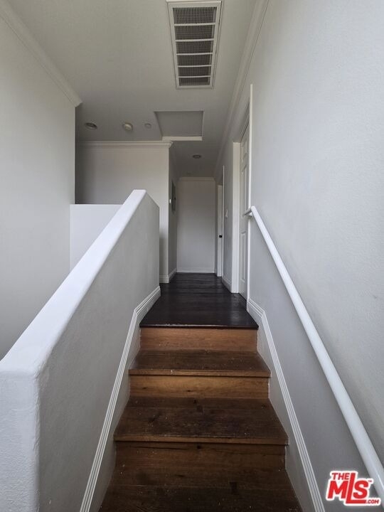 8822 Orchard Avenue - Photo 9