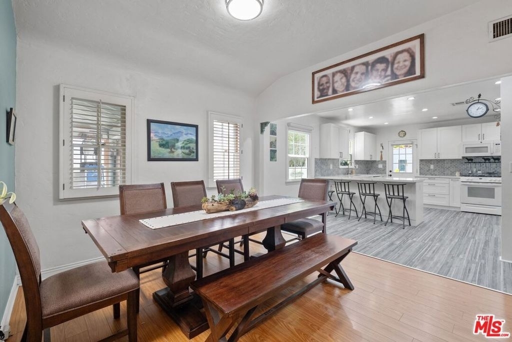 471 S Clark Drive - Photo 9
