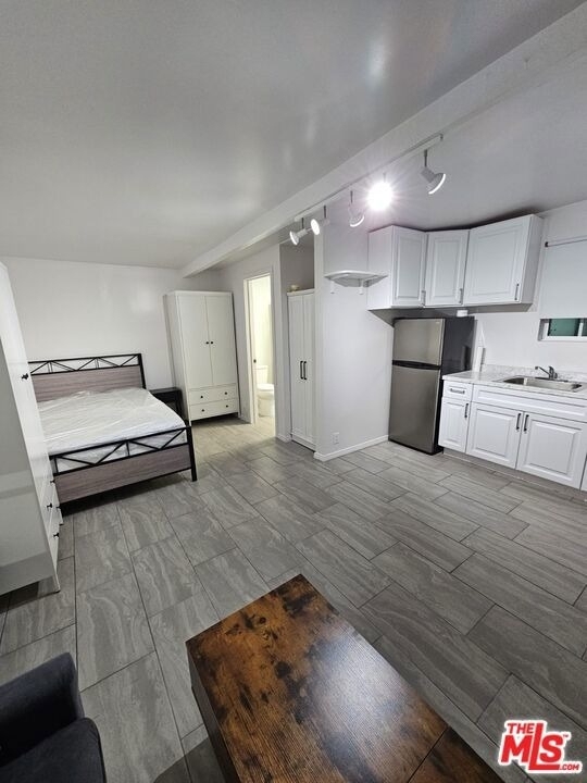 471 S Clark Drive - Photo 34