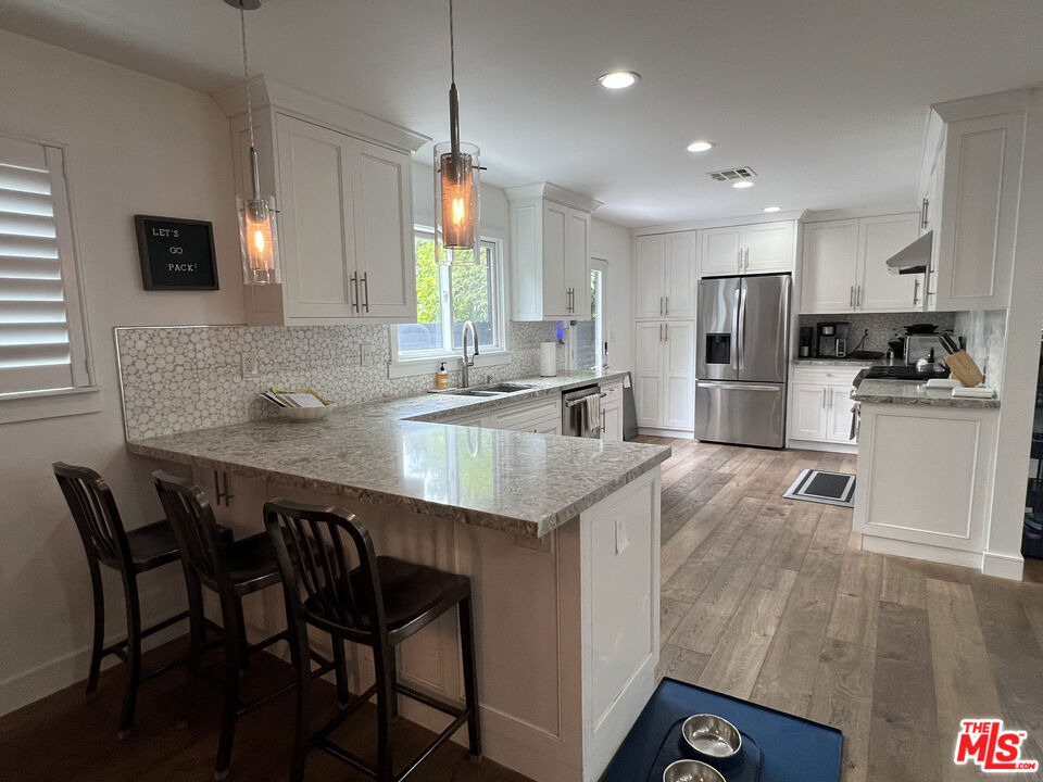 3350 Mclaughlin Avenue - Photo 1
