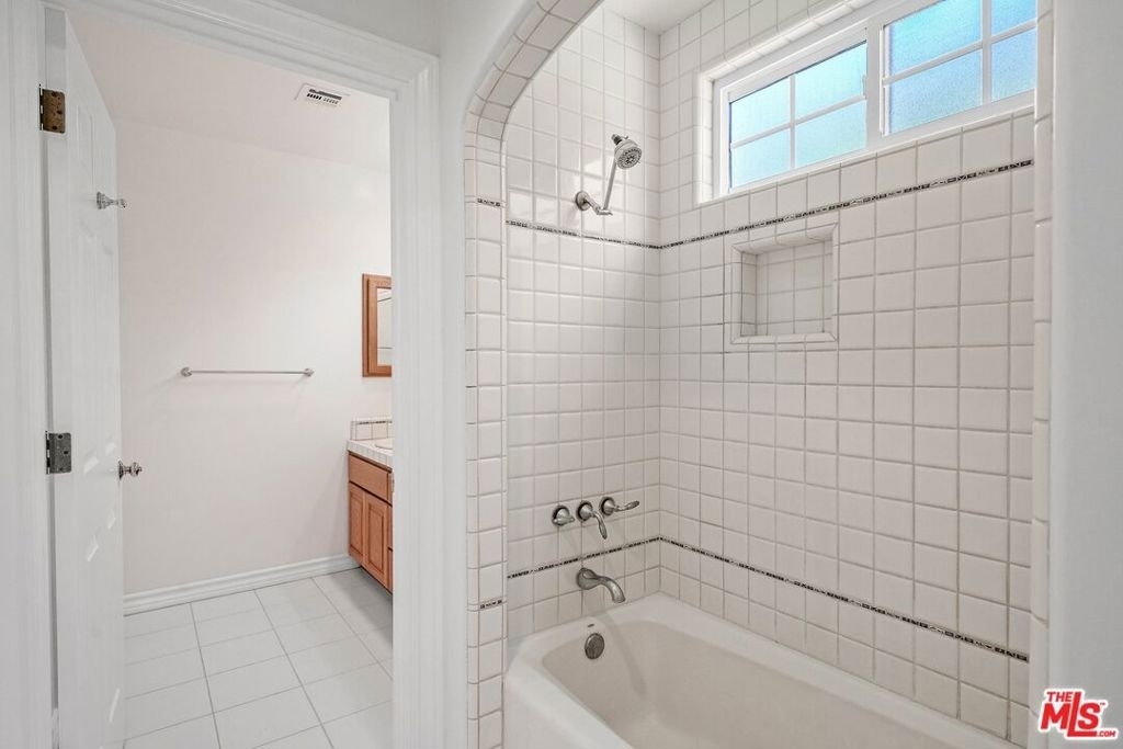 424 12th Street - Photo 7
