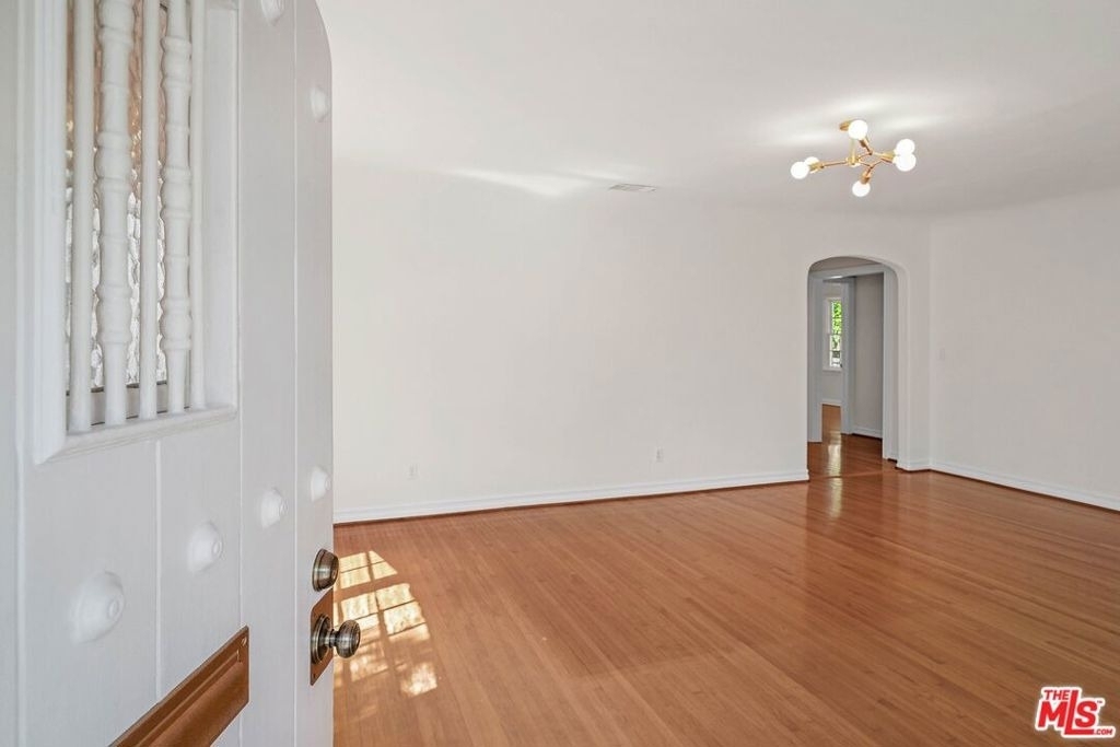 424 12th Street - Photo 2