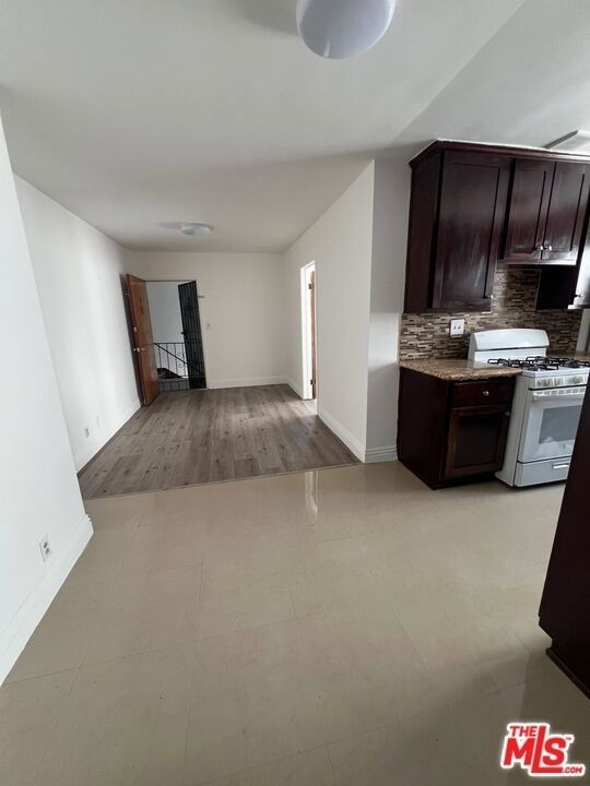 4822 Rosewood Avenue - Photo 16