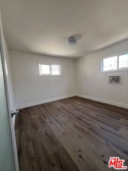 4822 Rosewood Avenue - Photo 12