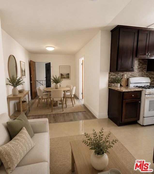 4822 Rosewood Avenue - Photo 4