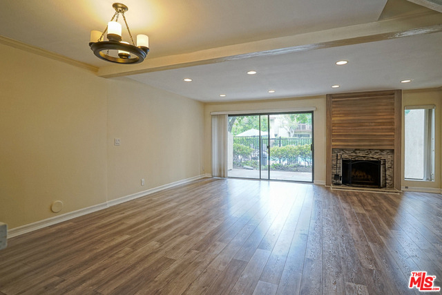 5760 Owensmouth Avenue - Photo 0