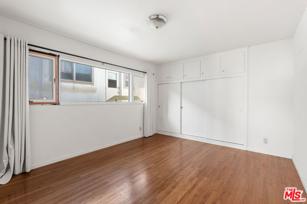7203 Rindge Avenue - Photo 20