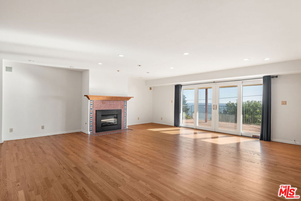 7203 Rindge Avenue - Photo 15