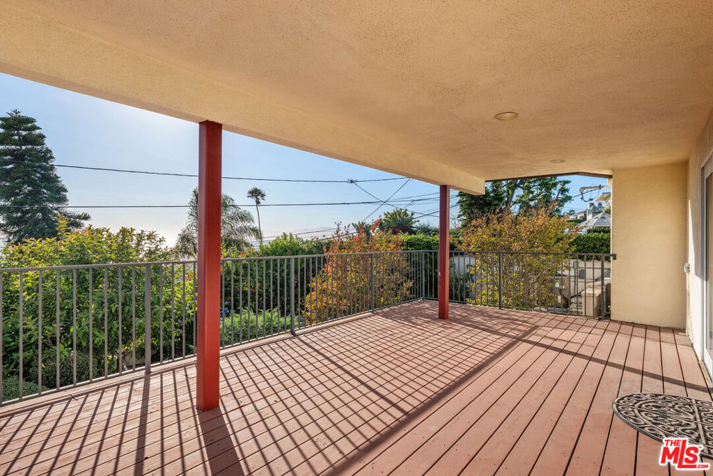 7203 Rindge Avenue - Photo 13