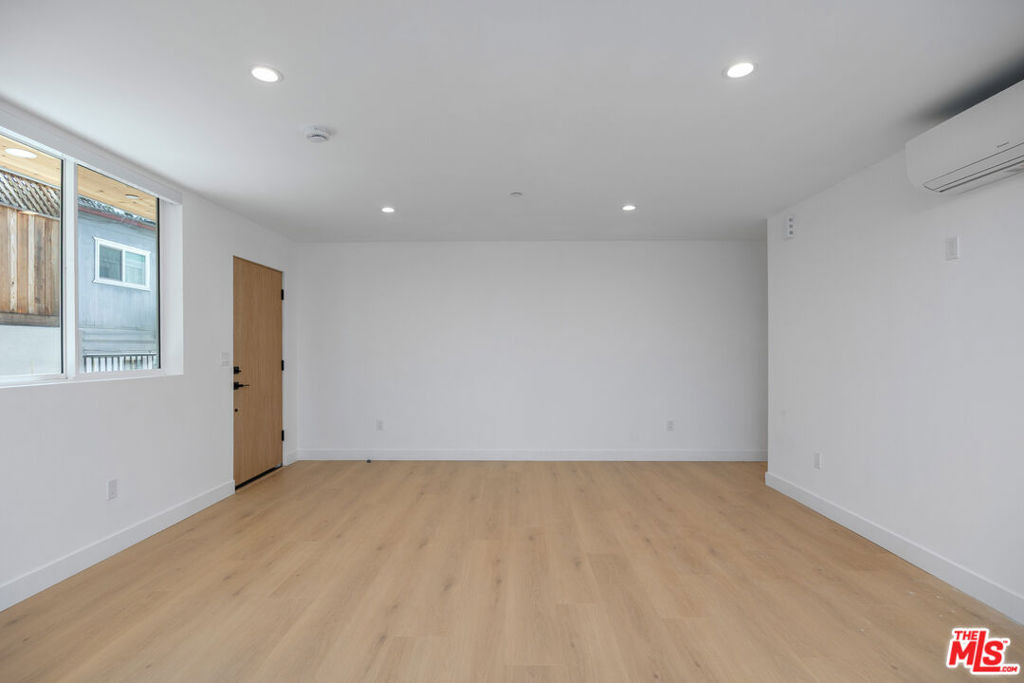 1332 Mohawk Street - Photo 14