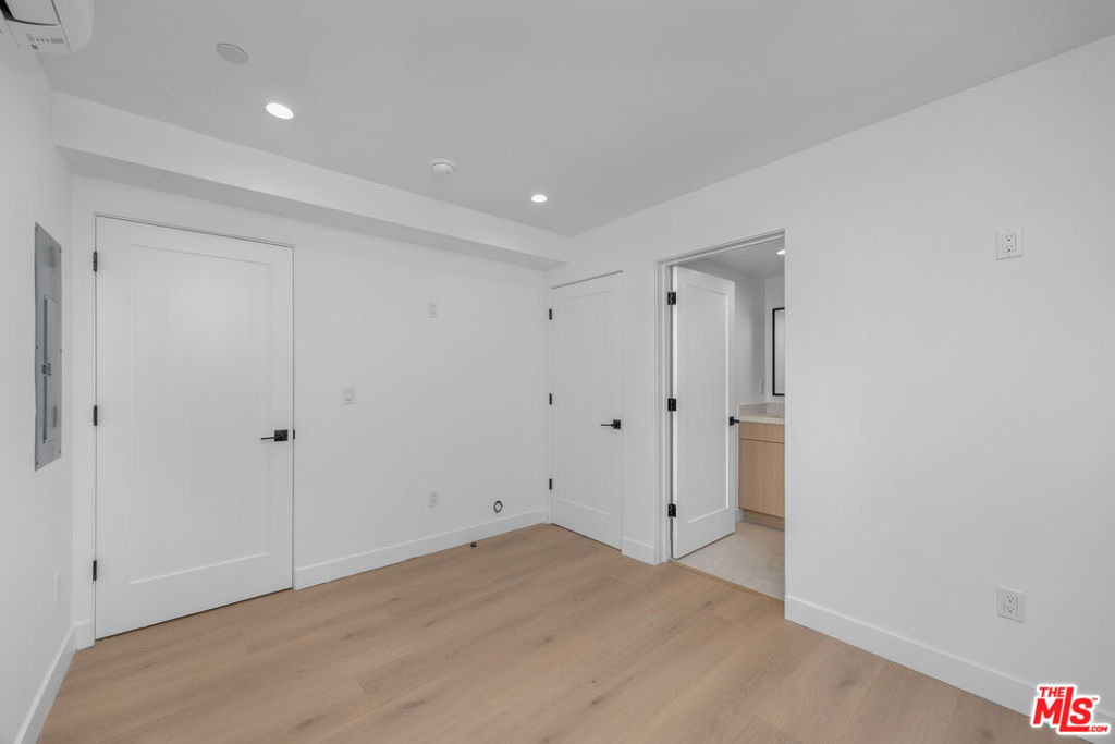 1332 Mohawk Street - Photo 7