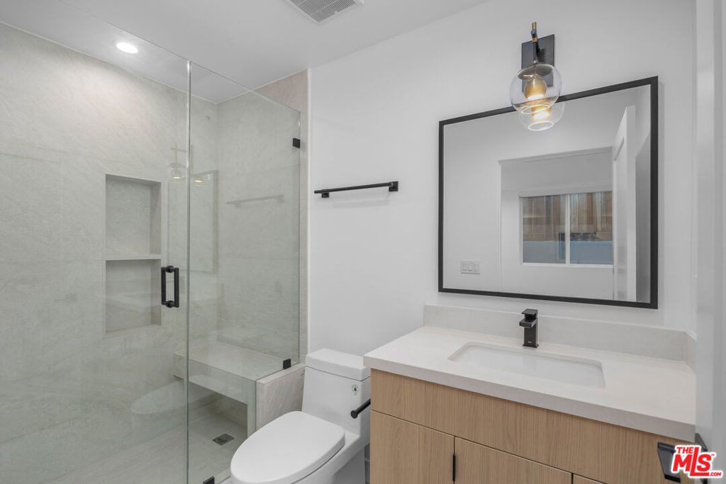 1332 Mohawk Street - Photo 8