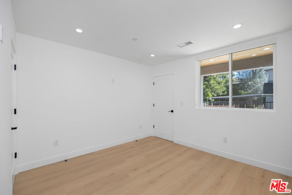 1332 Mohawk Street - Photo 17