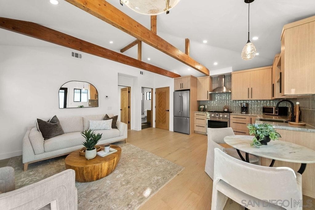 434 Bonair - Photo 8