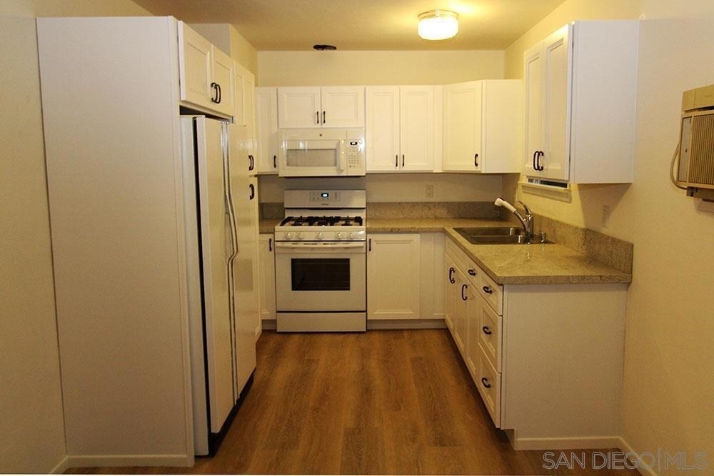 3215 Harris Street - Photo 5