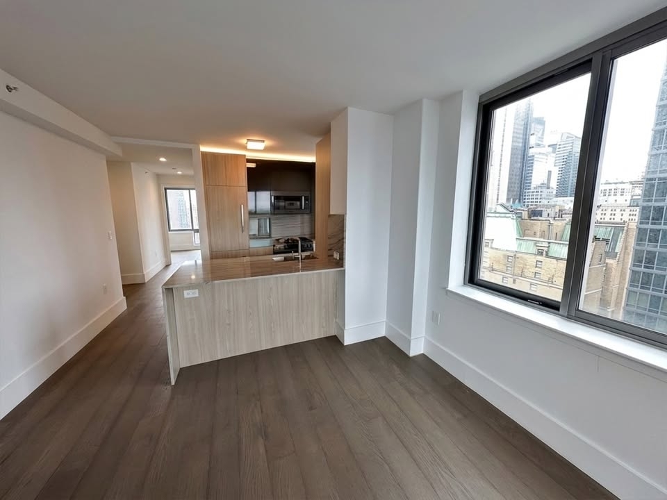 West 47th Street - Photo 2