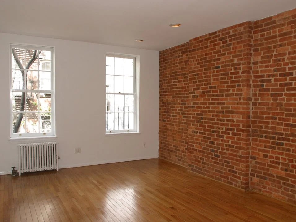 East 81st Street - Photo 3