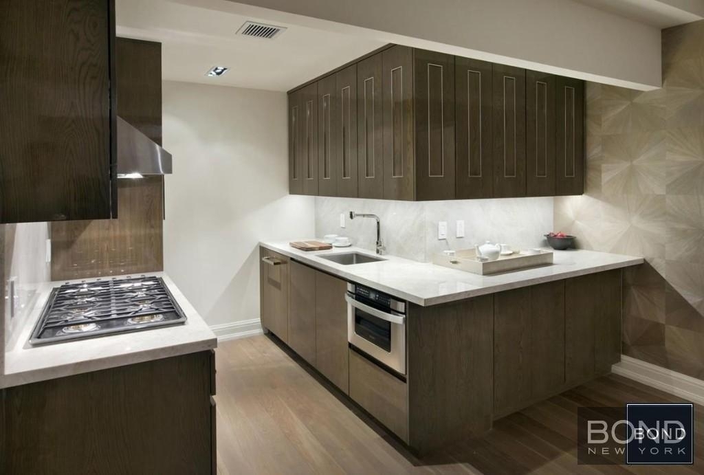 West 86th Street - Photo 2