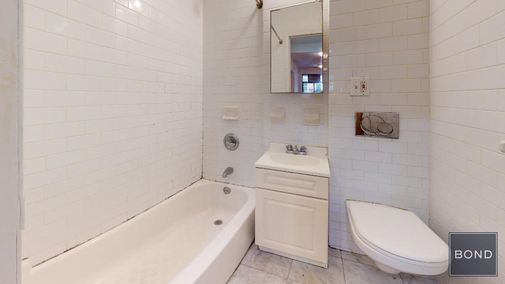 East 78 Street - Photo 5
