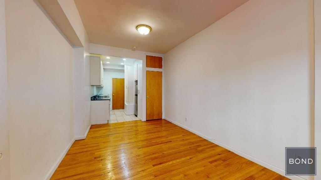 East 78 Street - Photo 4