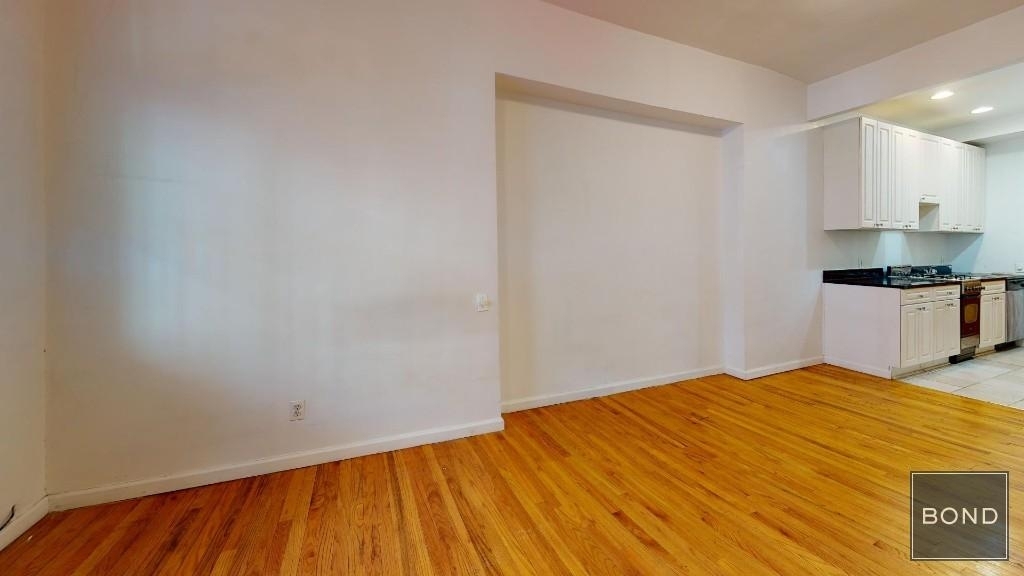 East 78 Street - Photo 3