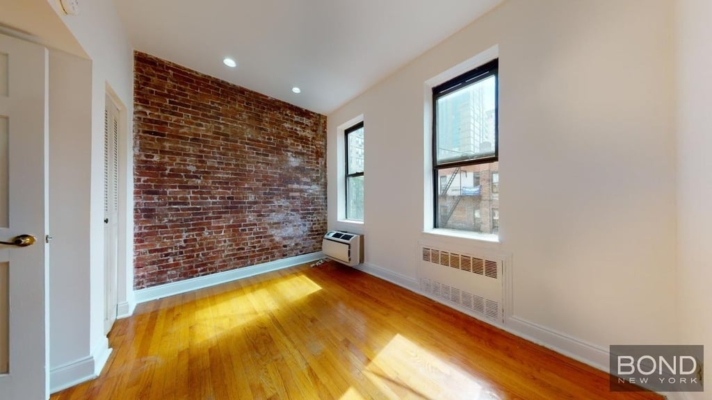 East 93rd Street - Photo 3