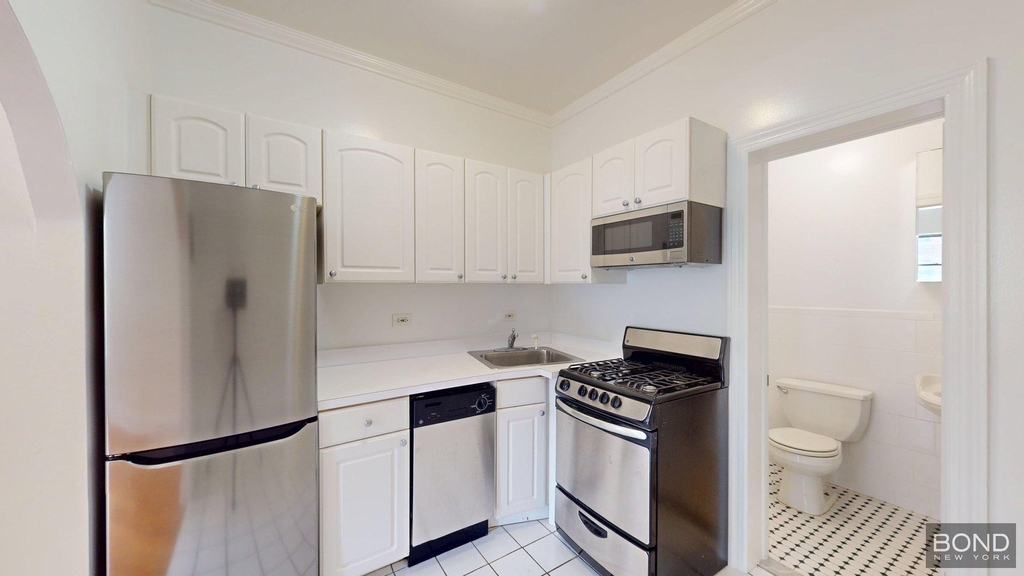 East 73rd Street - Photo 1