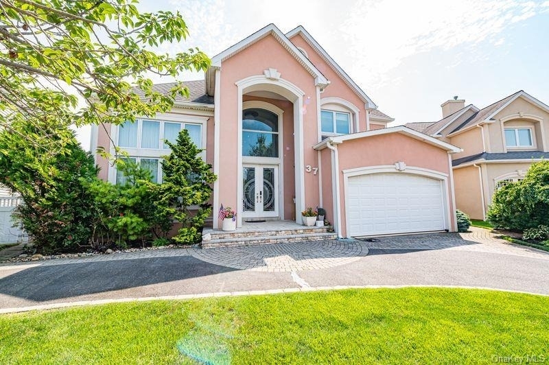 37 Crescent Cove Circle - Photo 1