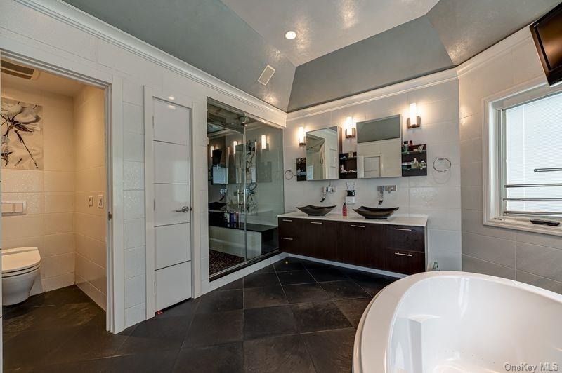37 Crescent Cove Circle - Photo 36