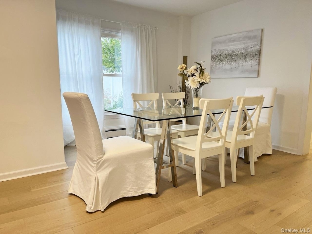 20 Walters Avenue - Photo 3