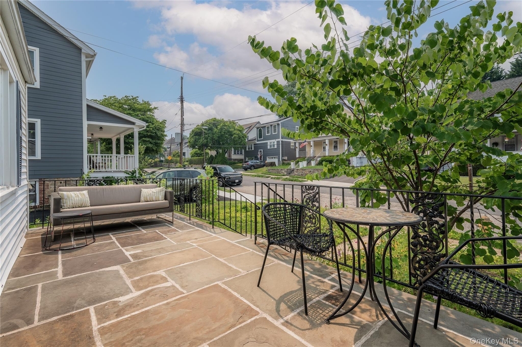 354 Eighth Avenue - Photo 16