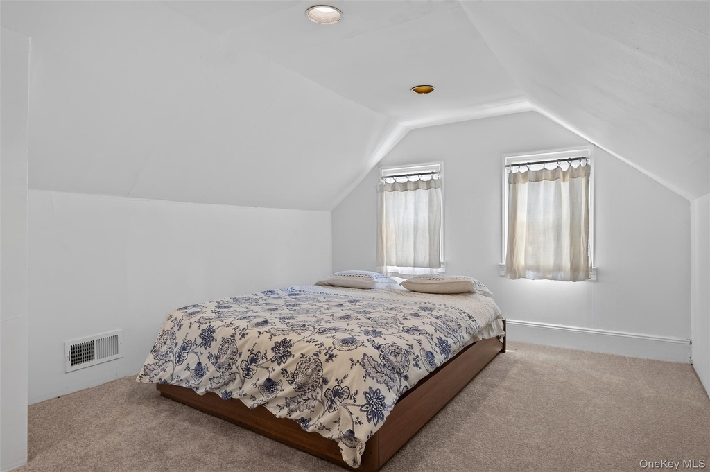 354 Eighth Avenue - Photo 12