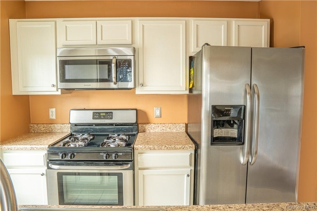 119 Ruth Court - Photo 5