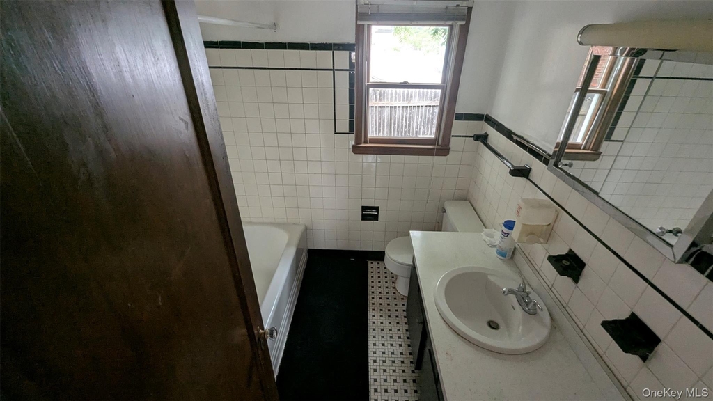 153 W Main Street - Photo 6