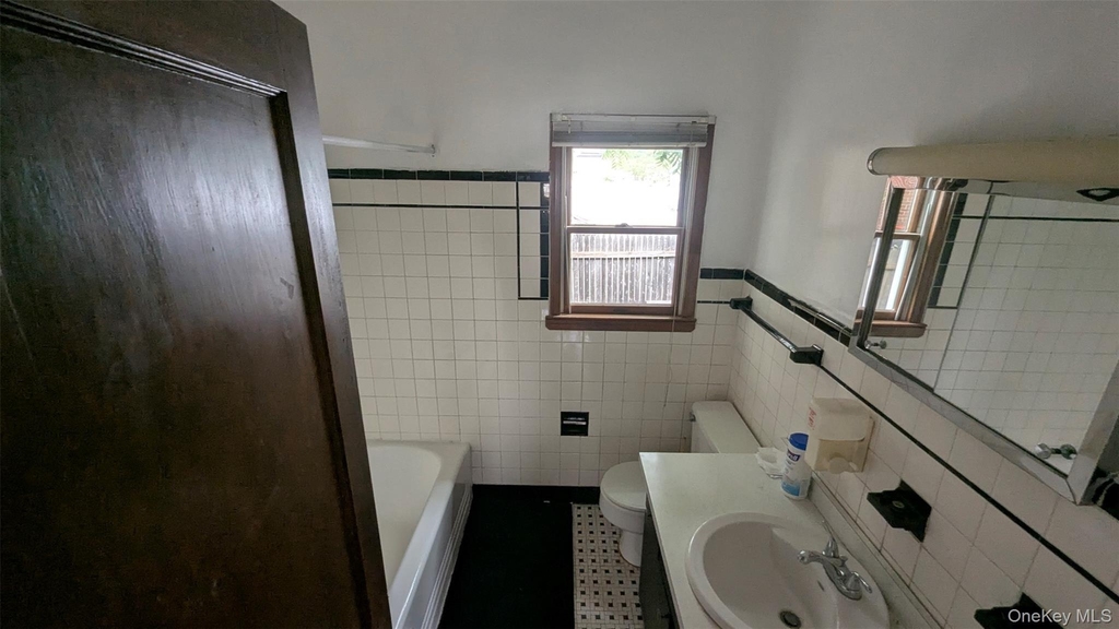 153 W Main Street - Photo 5
