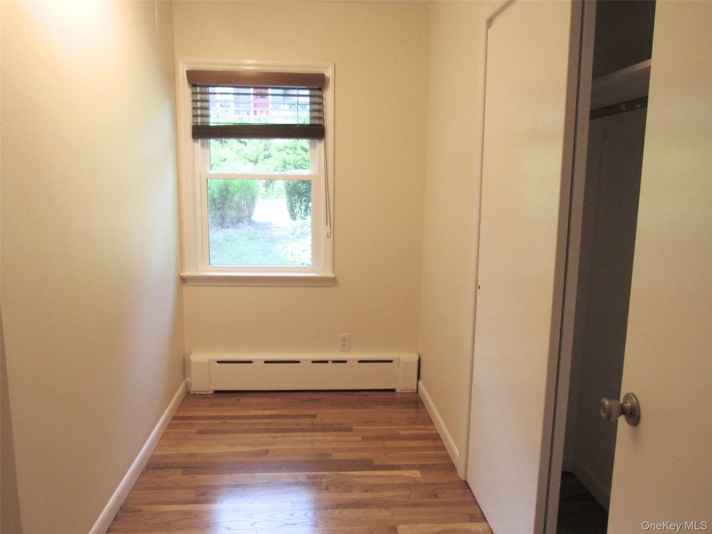 14 Piney Point Avenue - Photo 13