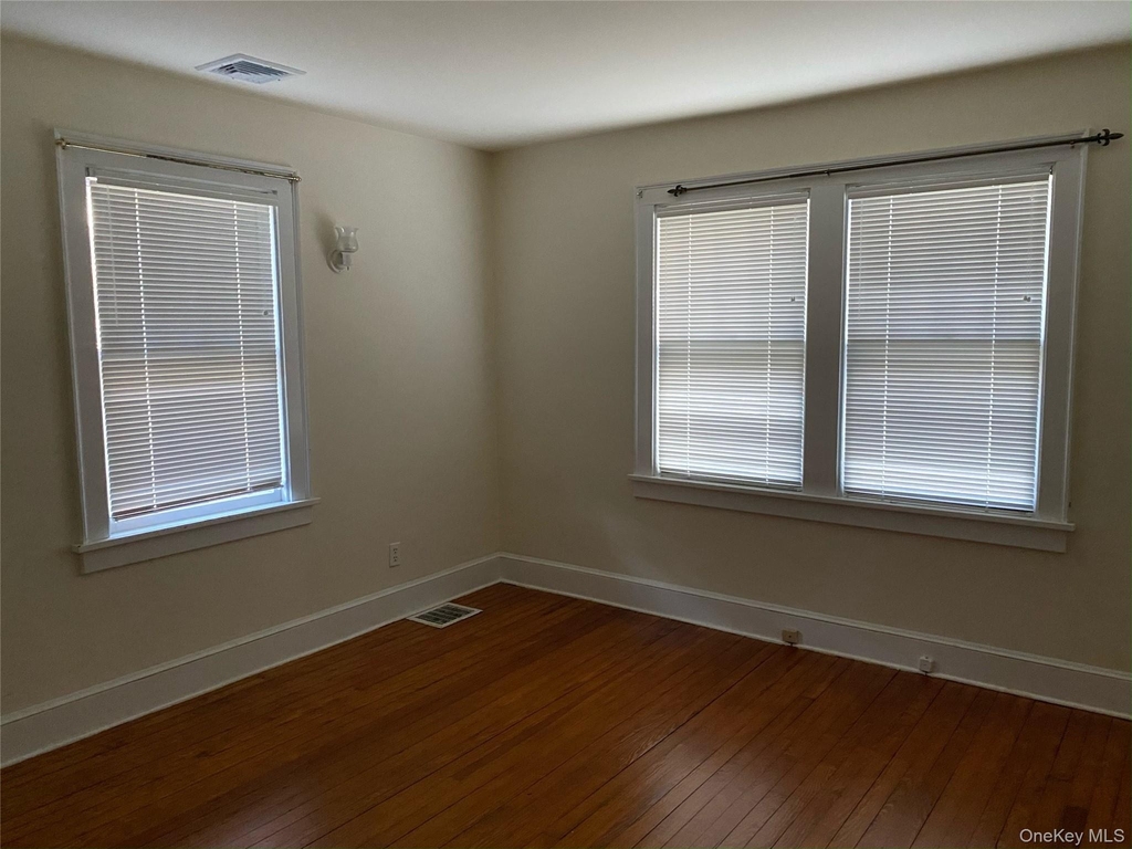 7 Chestnut Street - Photo 2