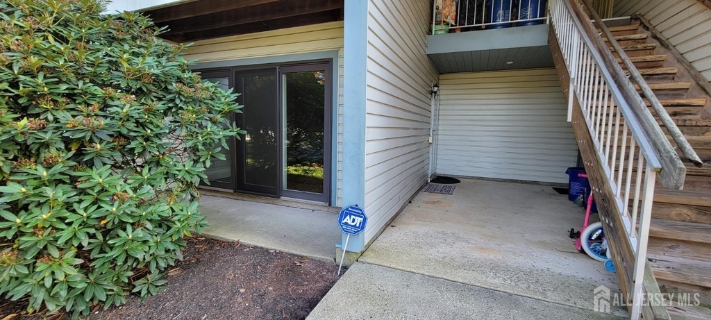 43 Crabapple Lane - Photo 1