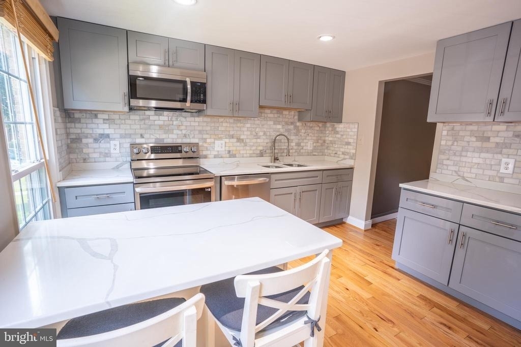 8020 Bethelen Woods Lane - Photo 2