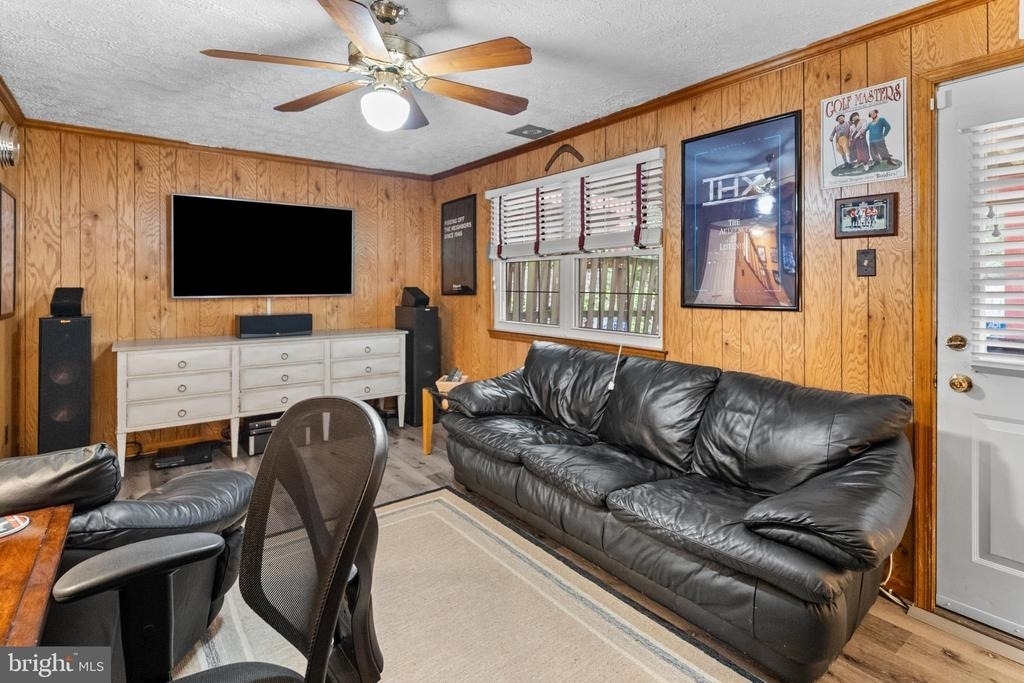 8113 Loving Forest Court - Photo 35