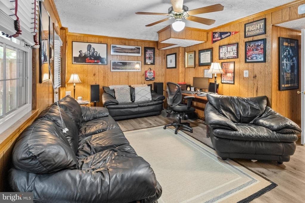 8113 Loving Forest Court - Photo 34