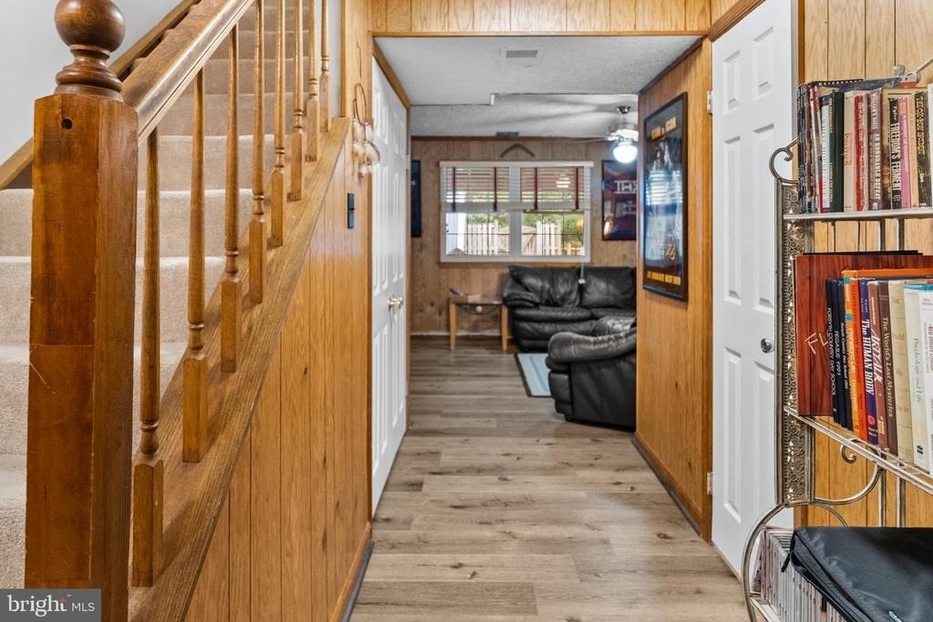 8113 Loving Forest Court - Photo 32