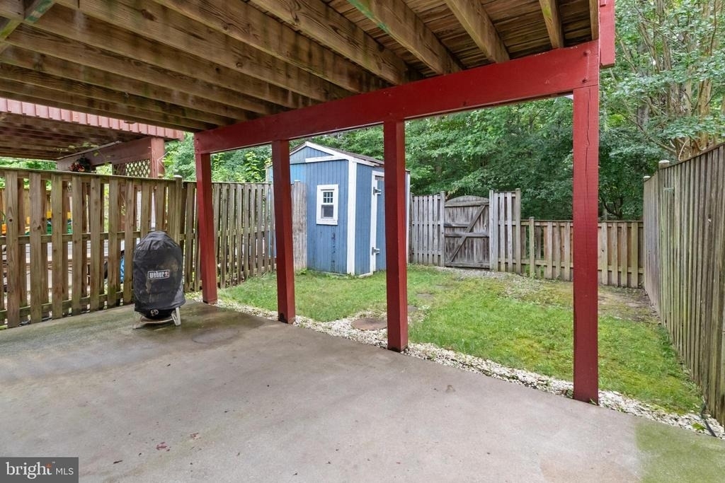 8113 Loving Forest Court - Photo 40