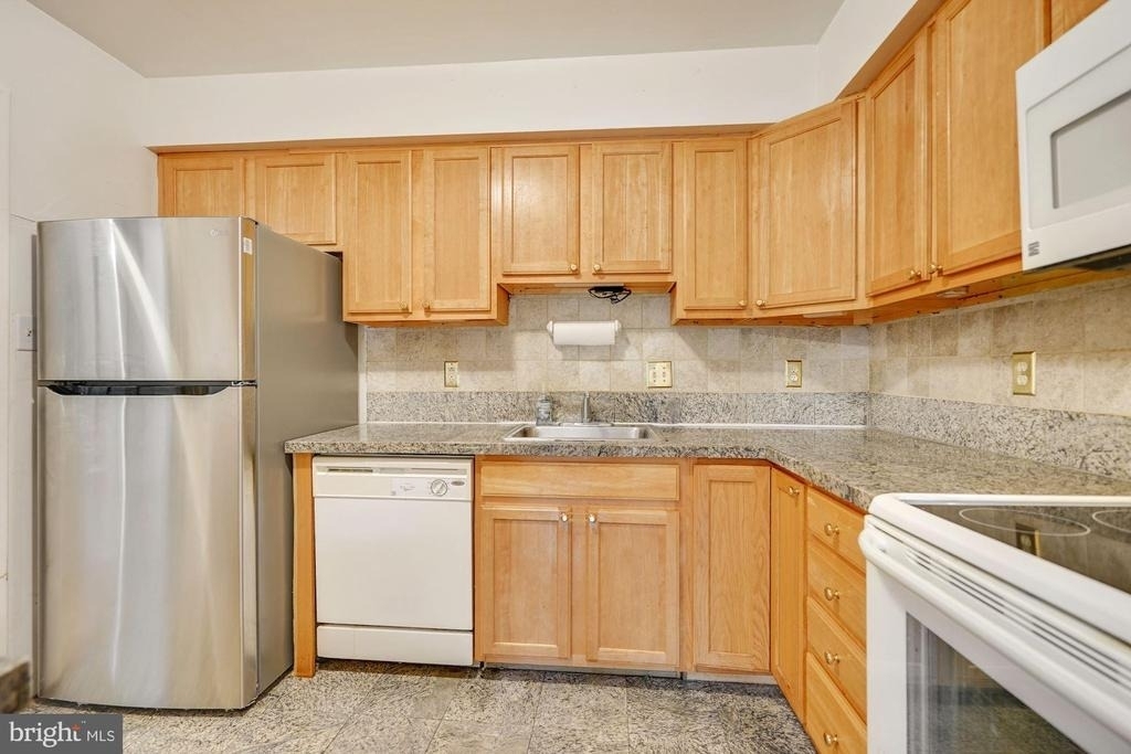 6060 Hollow Knoll Court - Photo 9