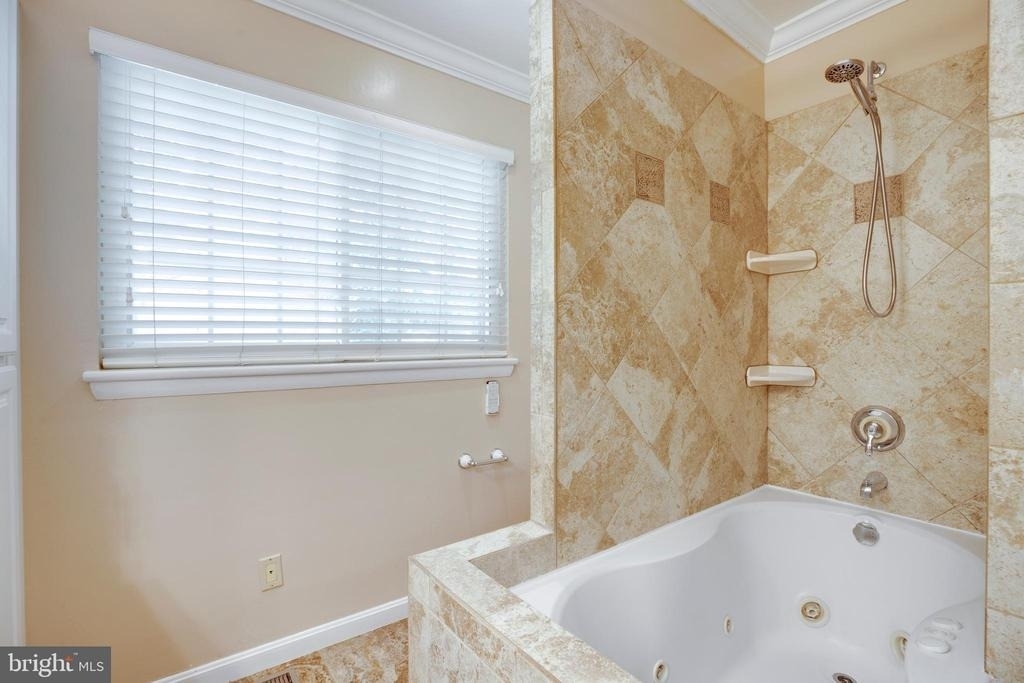 3909 Pineland Street - Photo 34