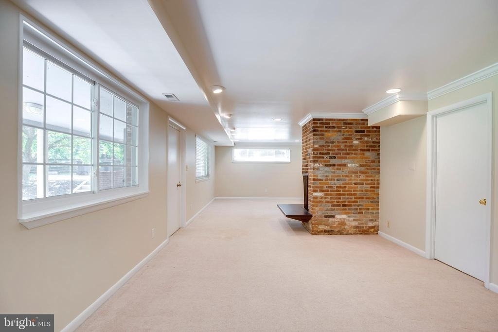 3909 Pineland Street - Photo 42