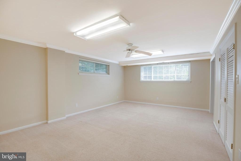 3909 Pineland Street - Photo 45
