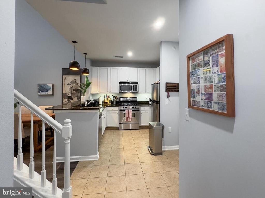 2665 Prosperity Avenue - Photo 8